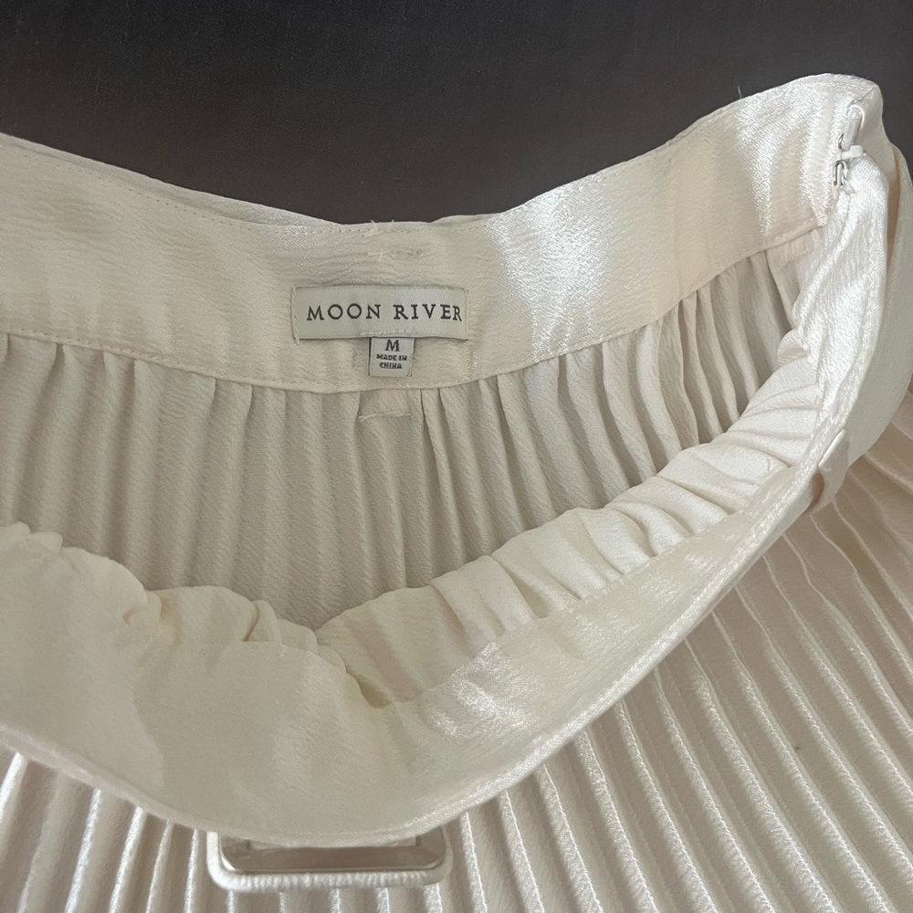 SOLD Audrey Hepburn Moon River Cream Satin Pleated Belted Midi Skirt - Picture 6 of 14